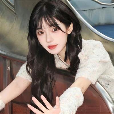 哦莫，我把总裁老公拉黑了